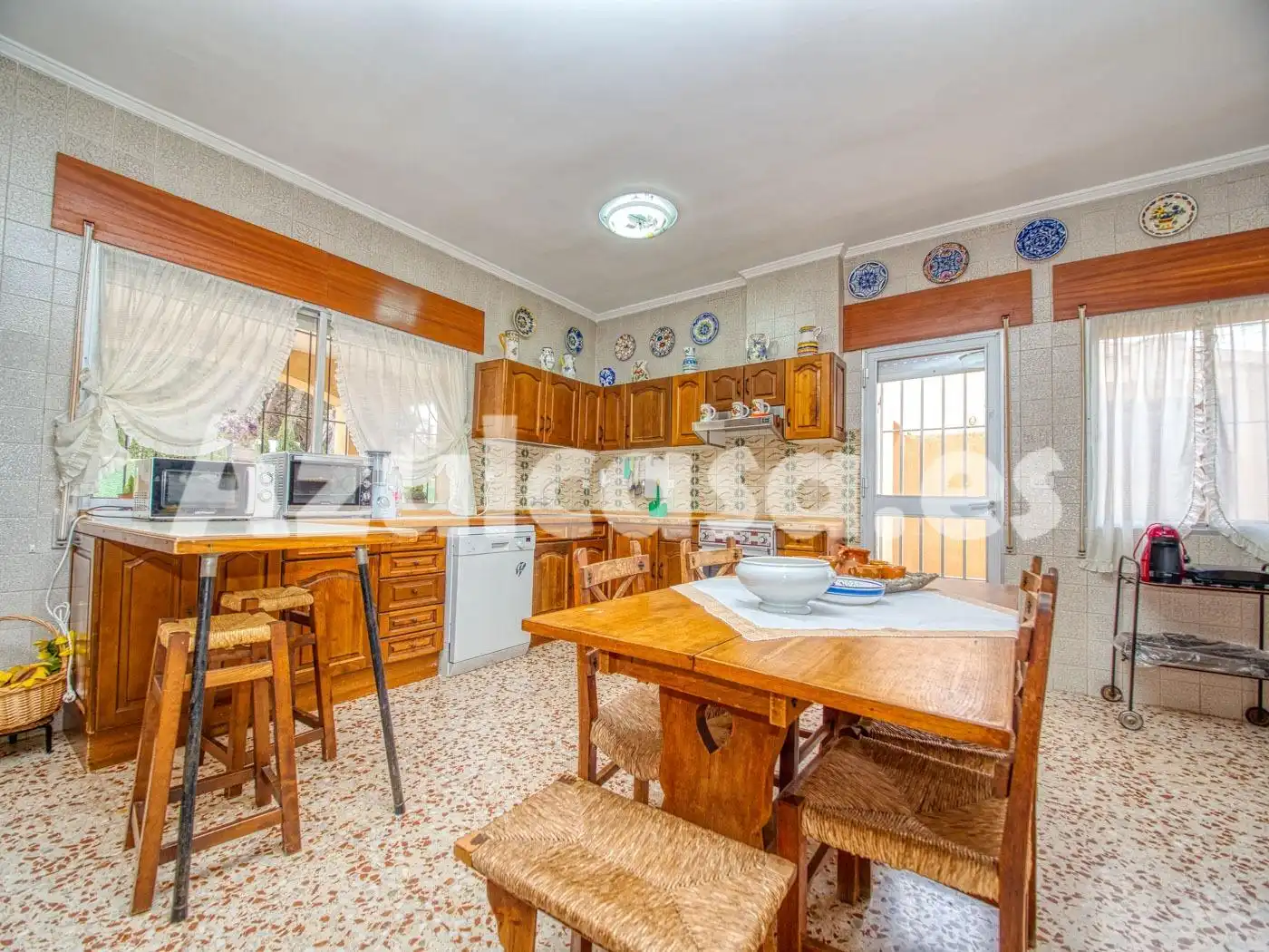 Cuina de Casa o xalet en venda en Cartagena amb Jardí privat, Terrassa i Traster