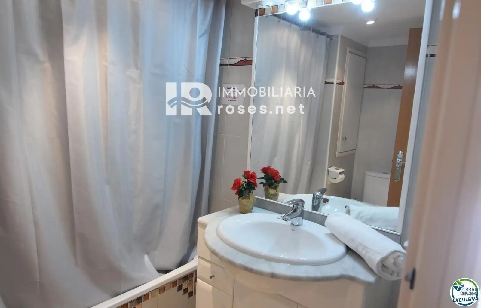 Baño de Piso en venta en Roses con Aire acondicionado, Calefacción y Terraza