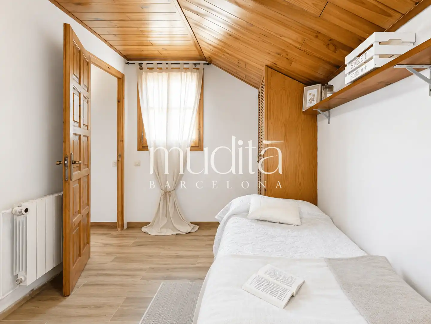 Habitación de Casa o chalet en venta en Sant Celoni con Calefacción, Jardín privado y Terraza