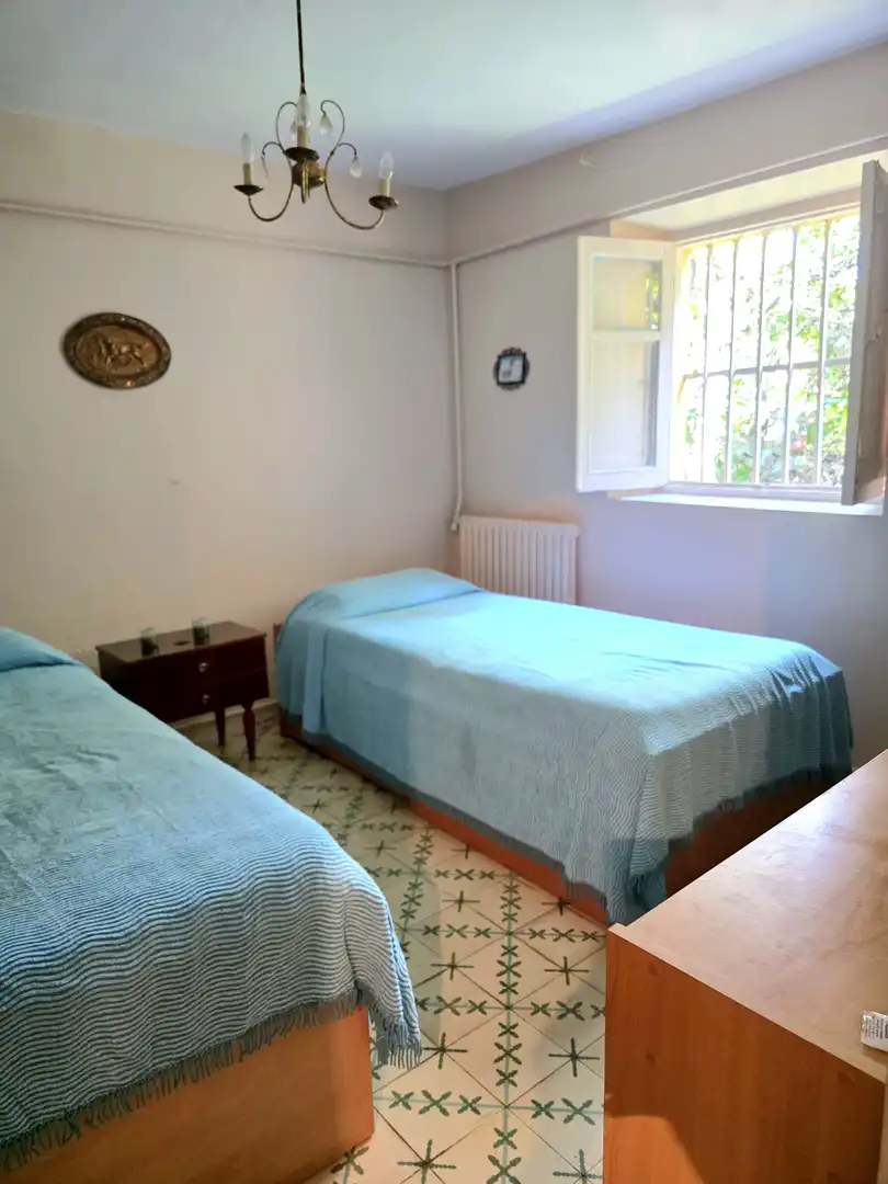 Dormitori de Casa o xalet en venda en Cervera de Pisuerga amb Calefacció i Jardí privat