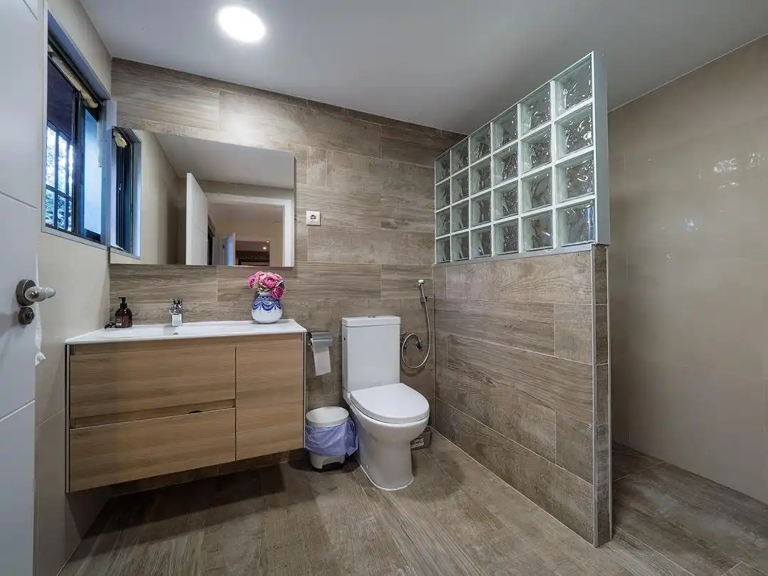 Baño de Casa o chalet en venta en Torrelodones con Aire acondicionado, Calefacción y Jardín privado