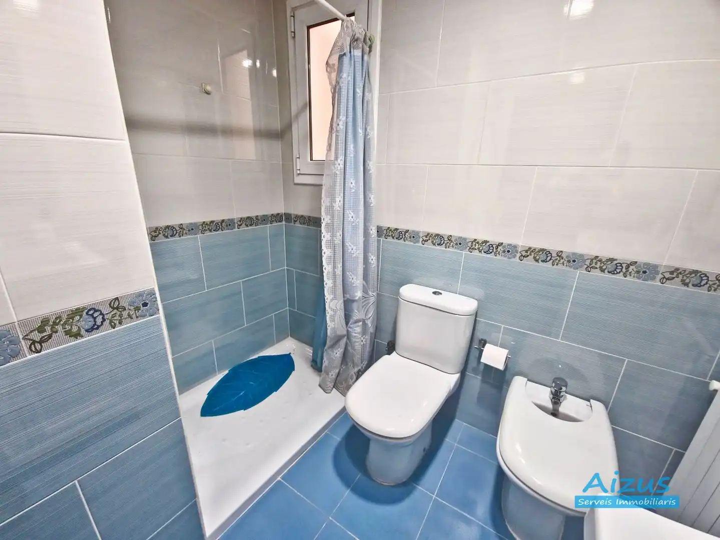 Bany de Casa o xalet en venda en Ripollet amb Aire condicionat i Calefacció