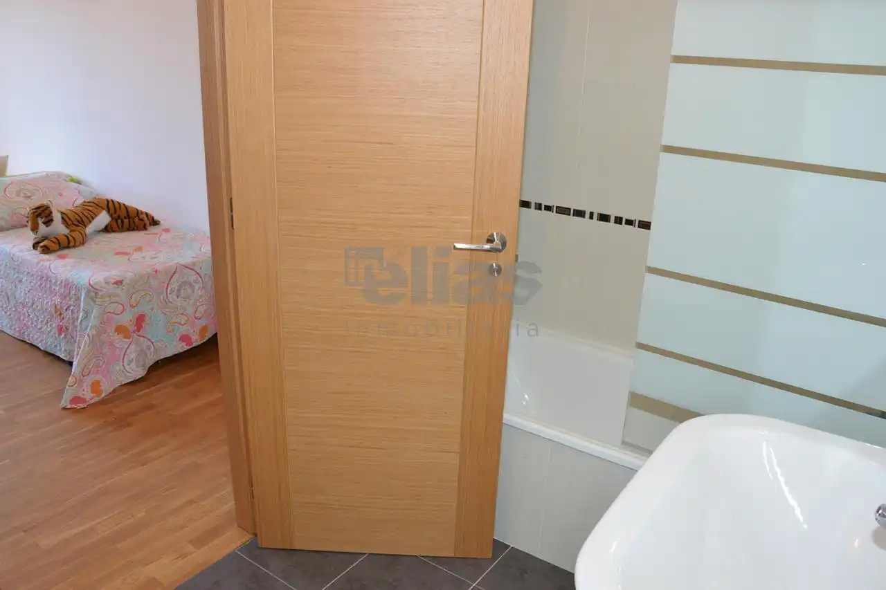 Bathroom of Flat for sale in Cabana de Bergantiños  with Heating, Storage room and Furnished