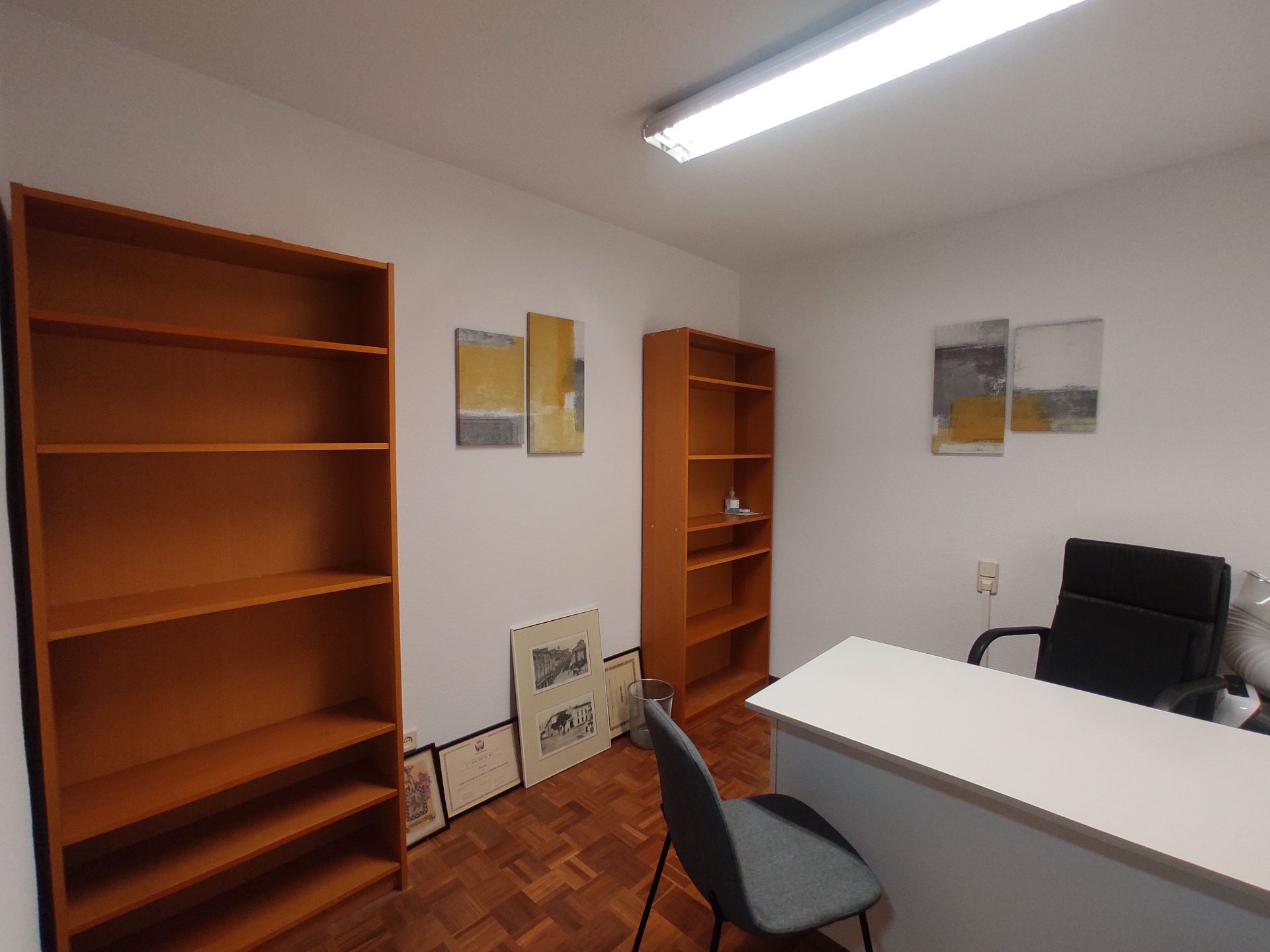 Oficina de lloguer en Alcalá de Henares amb Aire condicionat, Calefacció i Internet