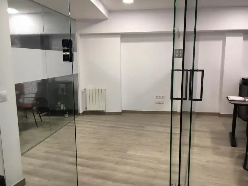 Oficina de alquiler en Salamanca con Amueblado