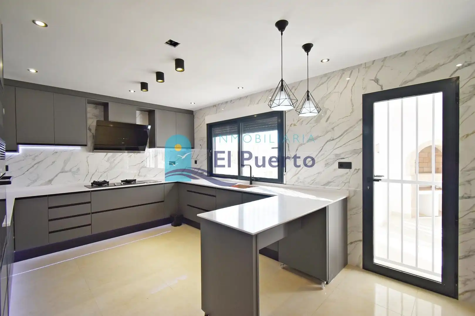 Cocina de Casa o chalet en venta en Mazarrón con Jardín privado, Terraza y Trastero