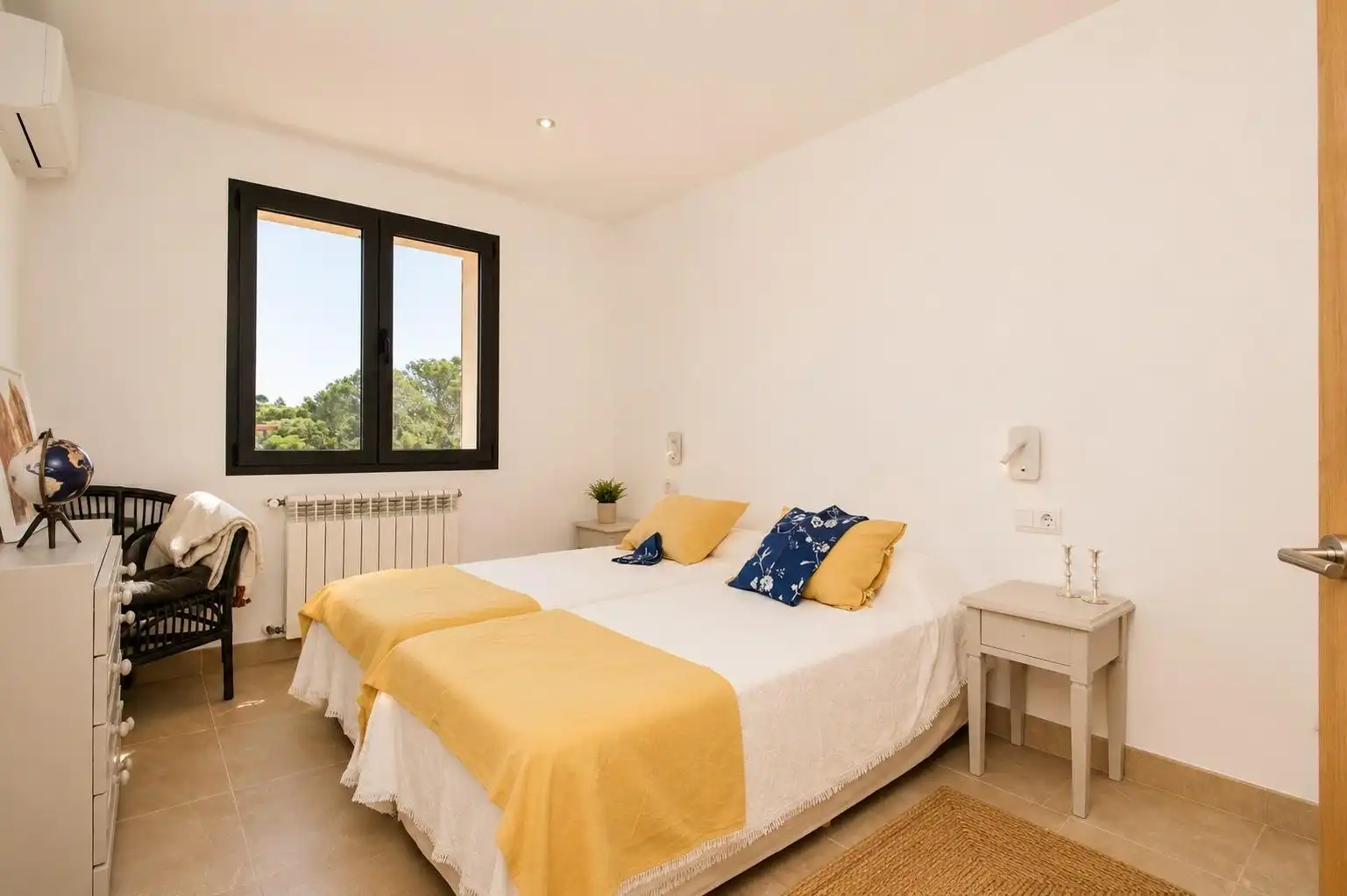 Schlafzimmer von Country house zur Miete in Búger mit Klimaanlage, Heizung und Privatgarten