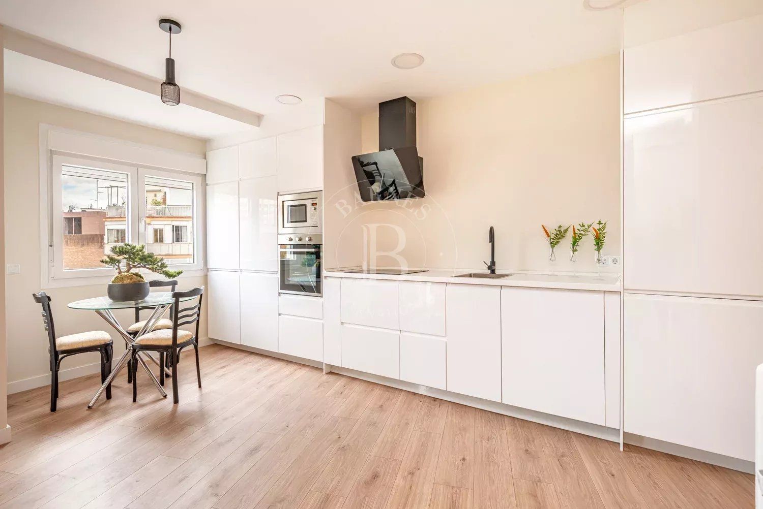 Kitchen of Flat for sale in  Madrid Capital  with Heating, Furnished and Balcony