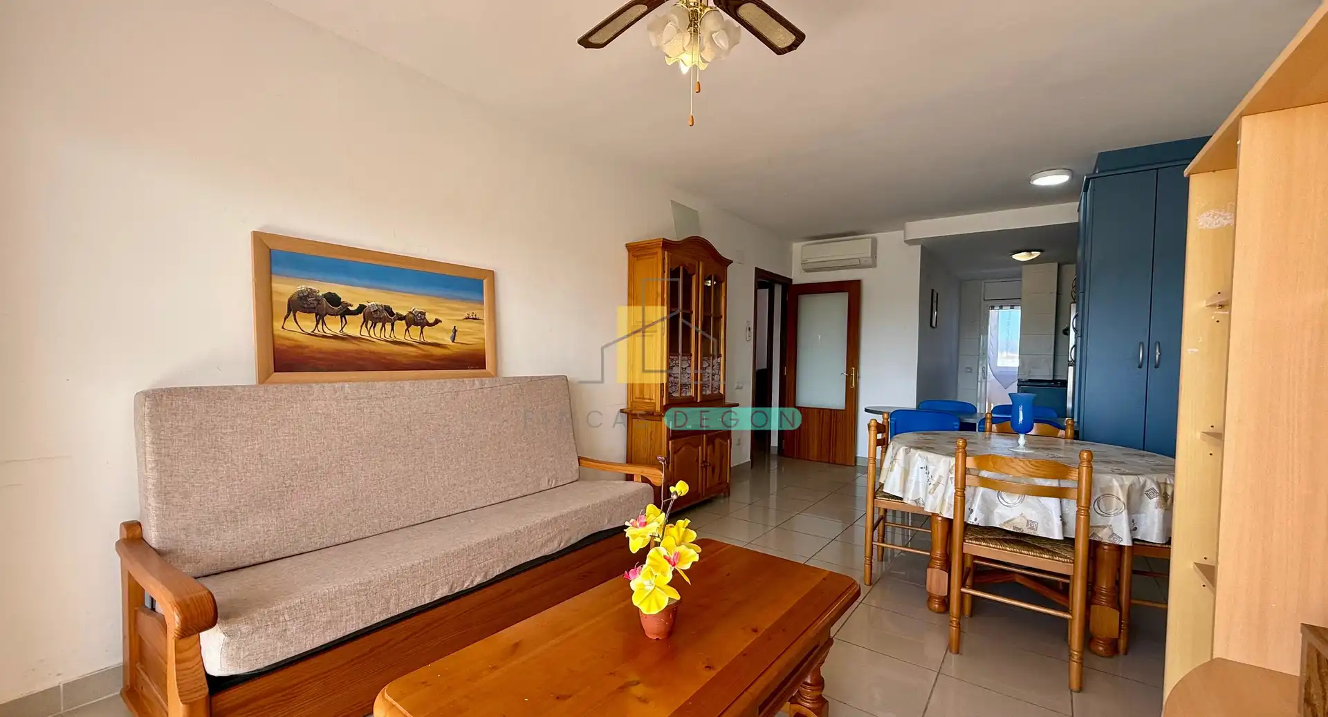 Sala de estar de Apartamento en venta en Empuriabrava con Calefacción, Terraza y Amueblado