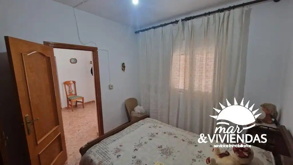 Dormitori de Casa o xalet en venda en Antas amb Calefacció, Jardí privat i Terrassa