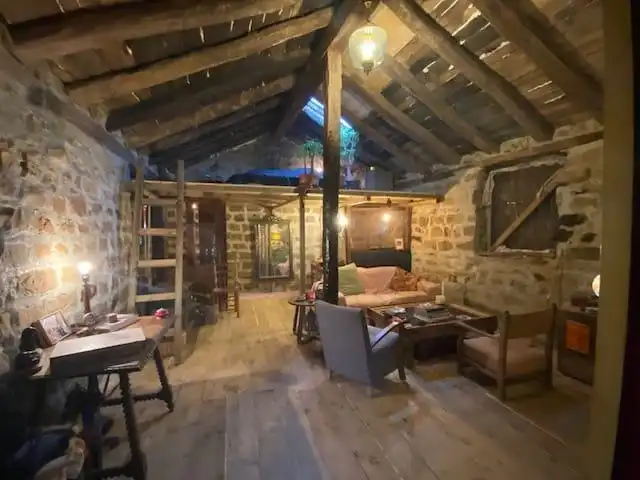 Casa o xalet en venda en Luena  amb Jardí privat