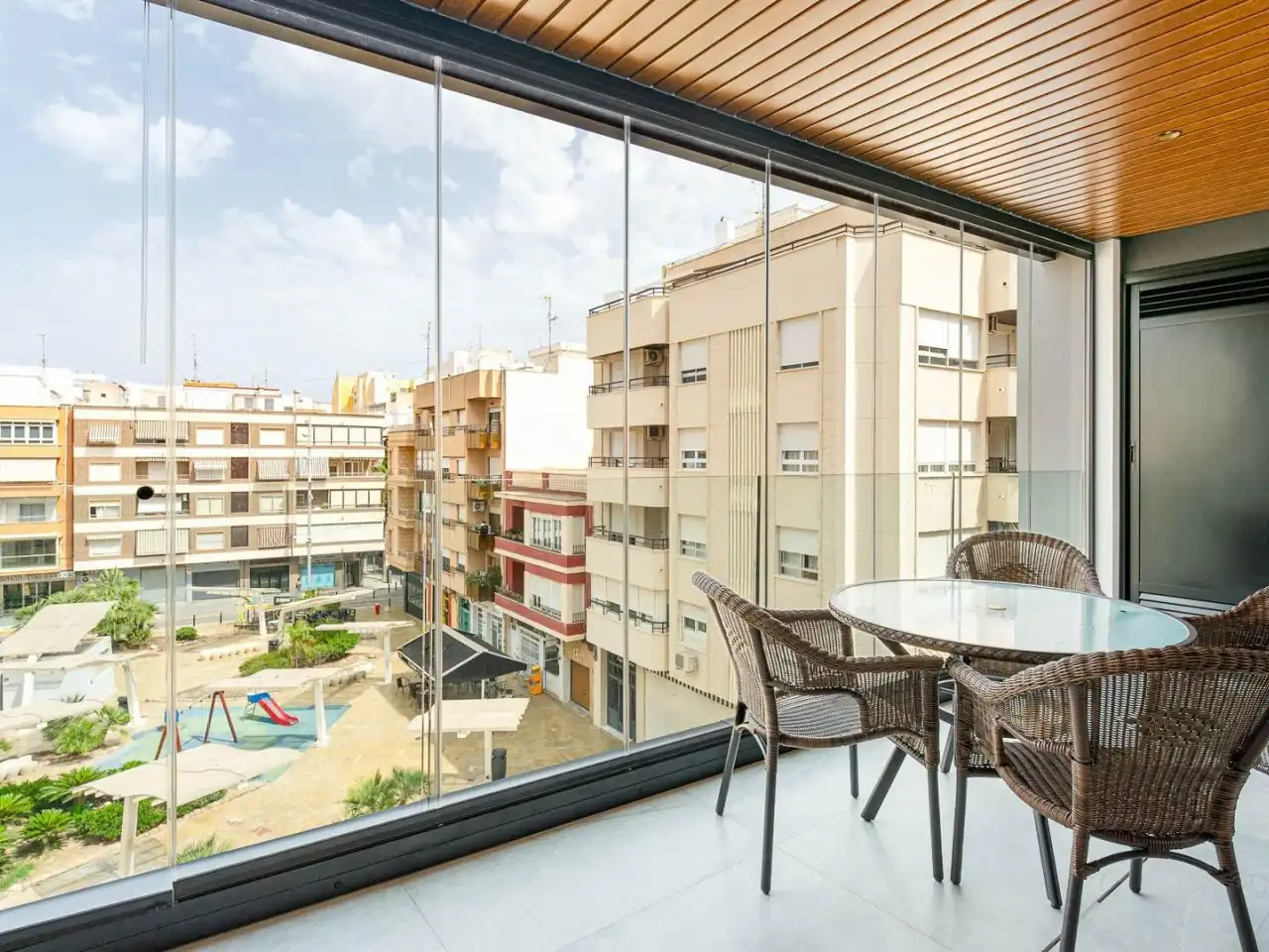 Appartement compact avec balcon à vendre à Centro