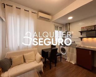 Bedroom of Flat to rent in  Madrid Capital  with Heating and Furnished