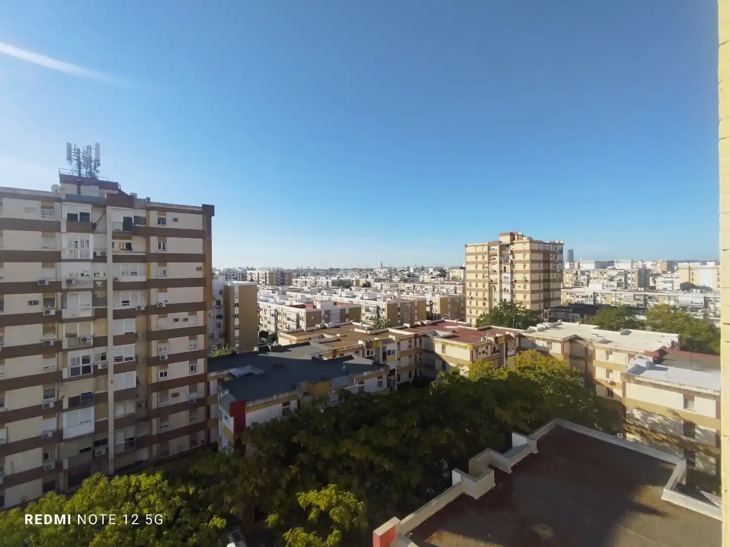 Außenansicht von Wohnung zum Verkauf in Sevilla mit Privatgarten, Möbliert und Balkon