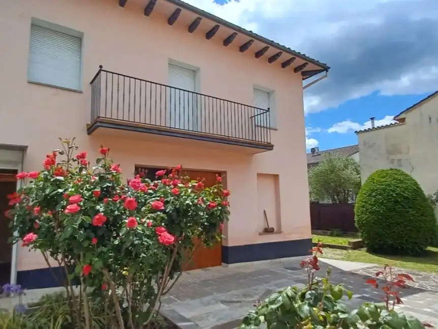 Casa a schiera con giardino in vendita a Avda. St. Jordi 226, imagen 3