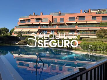 Àtic amb piscina de lloguer a Casablanca
