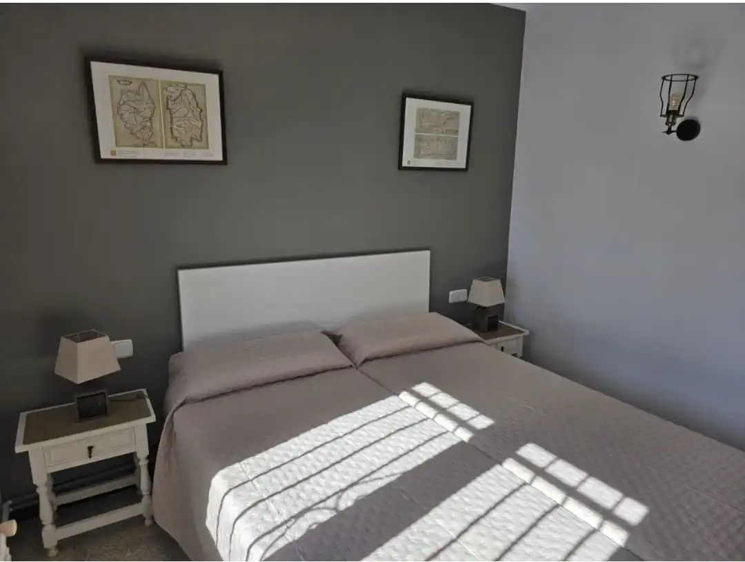 Habitación de Casa adosada de alquiler en Begur con Aire acondicionado, Calefacción y Jardín privado