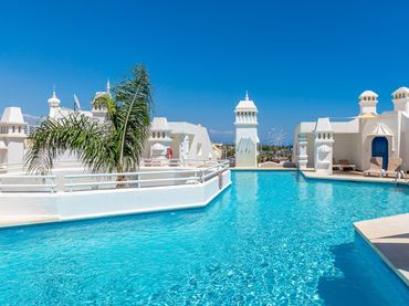 Apartament amb balcó en venda a Puerto Marina