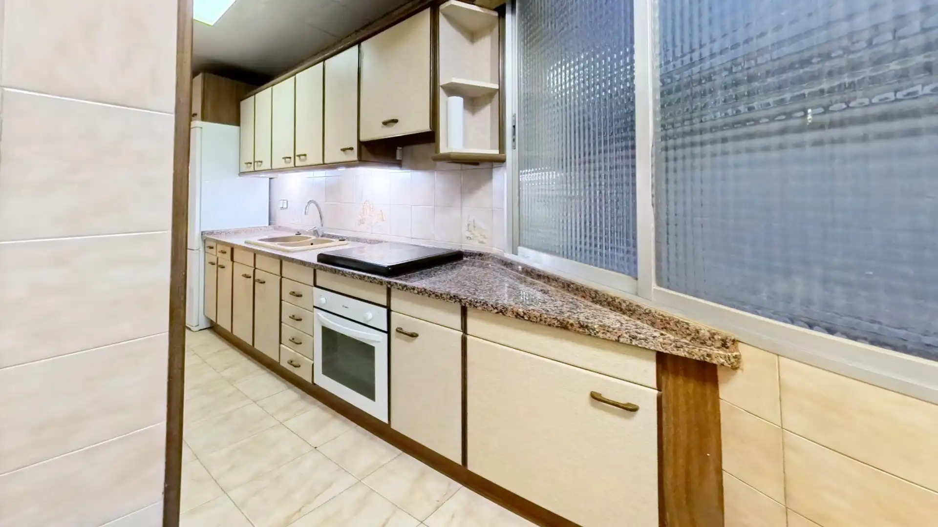 Appartamento con terrazza in affitto a Carrer de Pere Martell, imagen 22