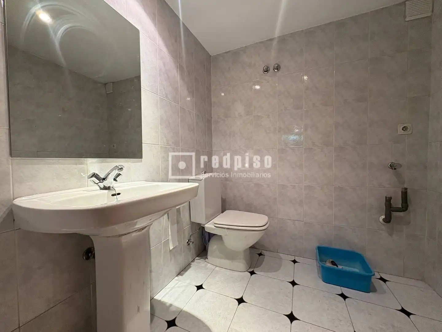 Bathroom of Houses for sale in Tres Cantos  with Air Conditioner, Heating and Parquet flooring