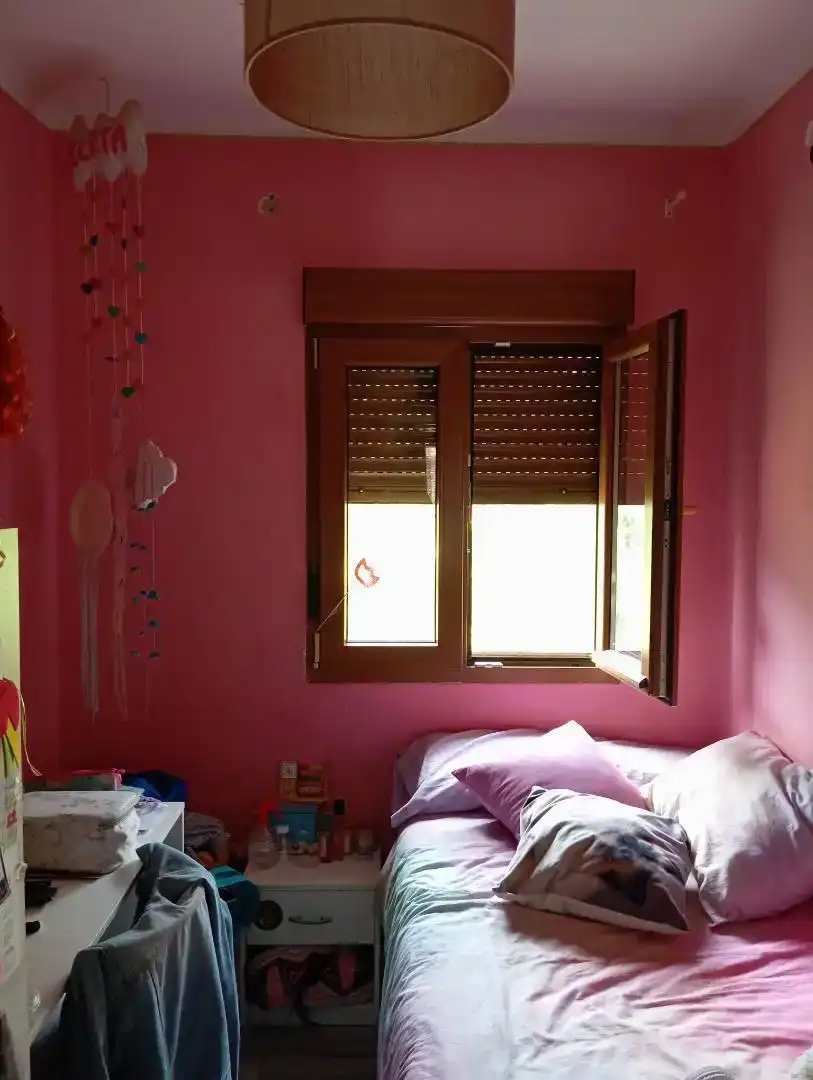 Habitación de Piso en venta en Guisando con Aire acondicionado, Parquet y Amueblado