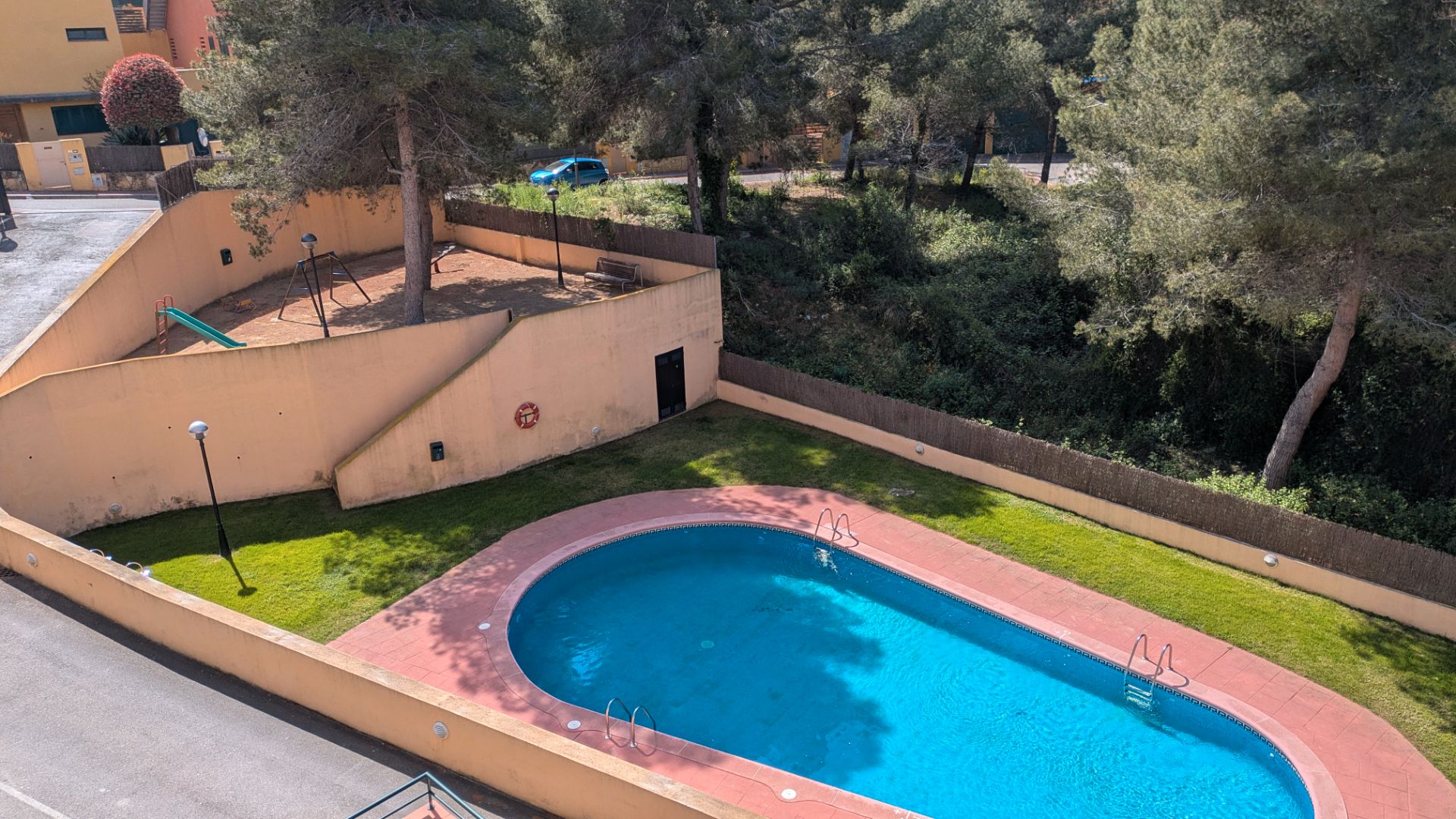 Piscina de Casa adosada en venda en  Tarragona Capital amb Calefacció, Terrassa i Moblat