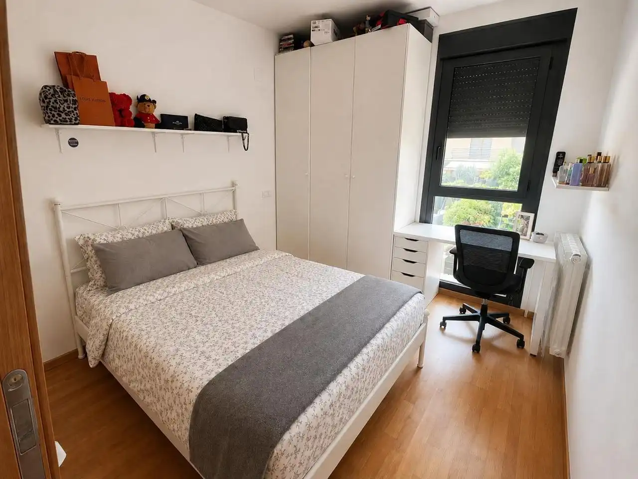 Dormitori de Casa o xalet en venda en Zaragoza amb Aire condicionat, Calefacció i Jardí privat