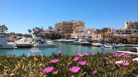 Foto 2 de Apartamento en venta en Puerto de Cabopino, 1, Cabopino - Artola, Málaga