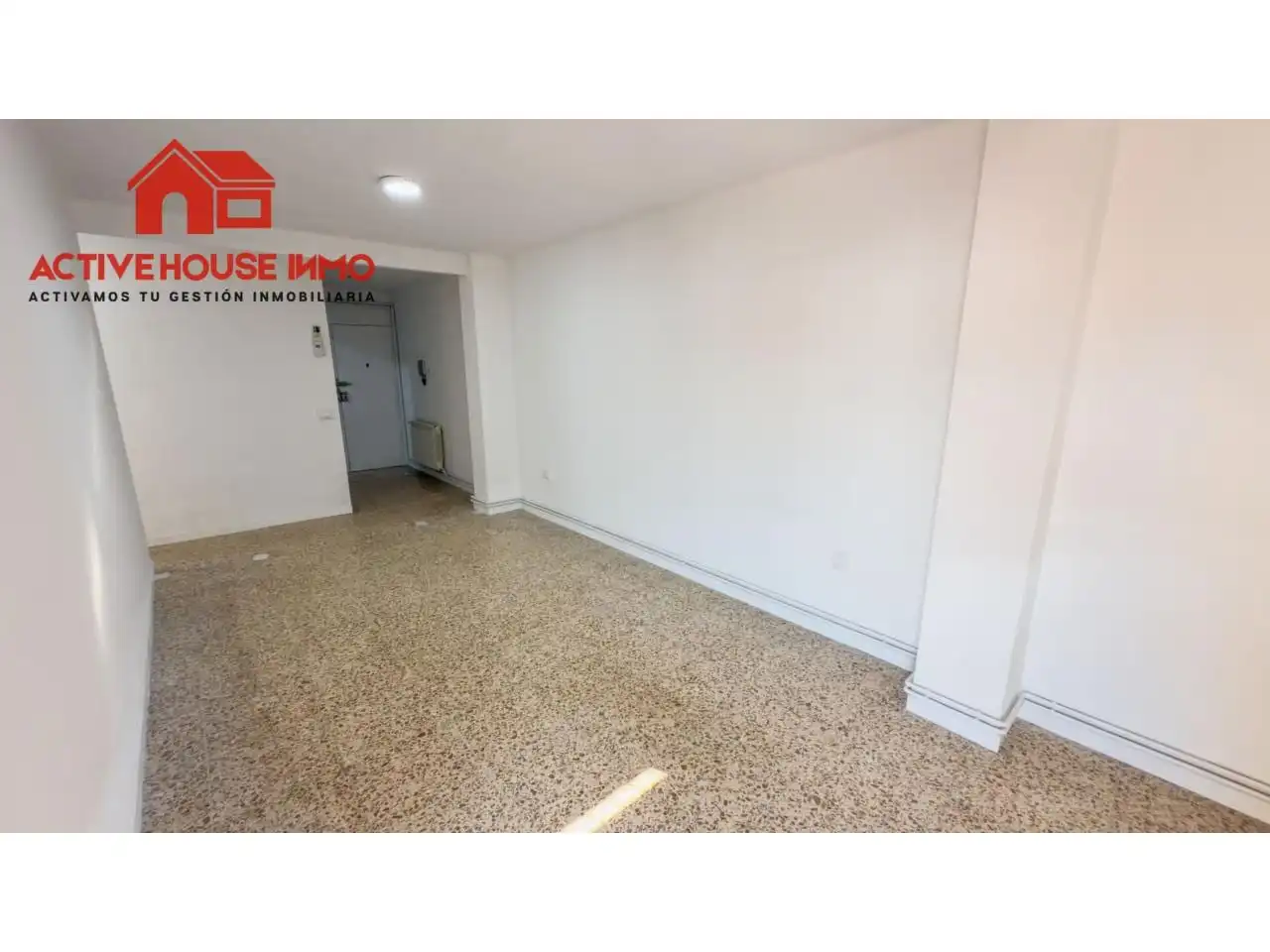 Wohnung zum Verkauf in La Ràpita mit Klimaanlage, Heizung und Terrasse