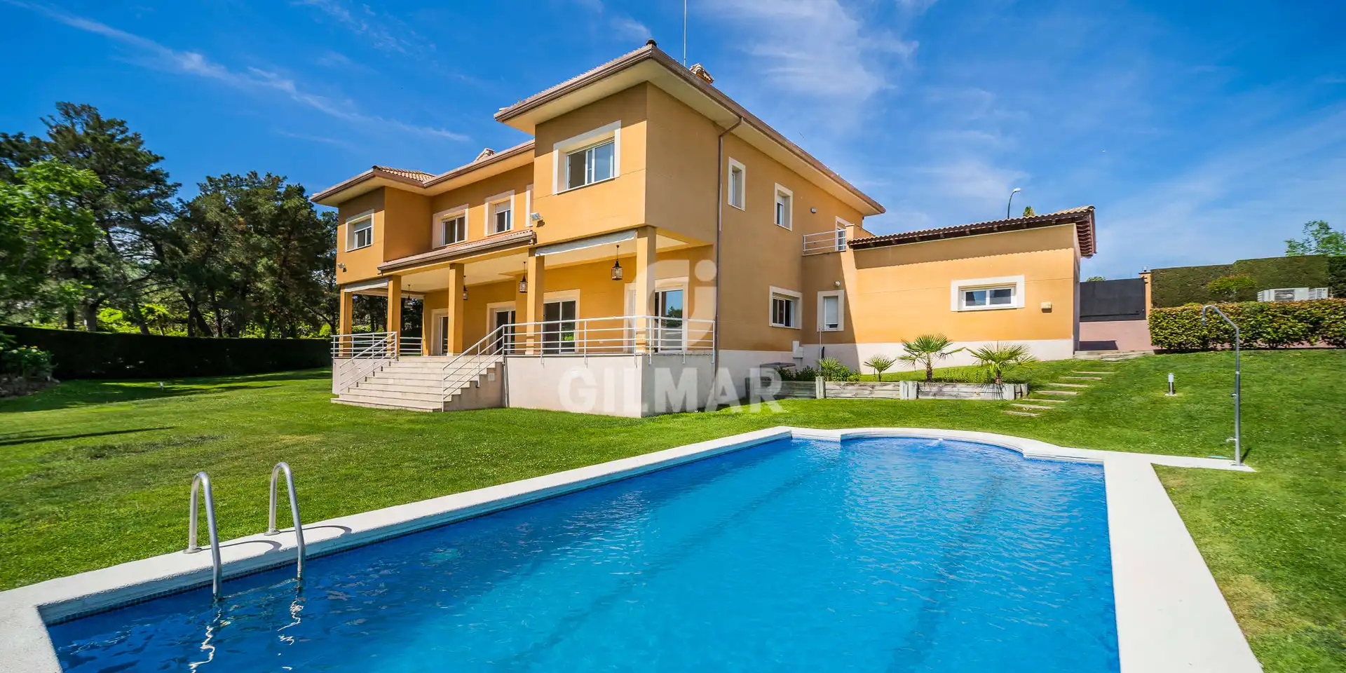 Villa con piscina in vendita a Ciudalcampo