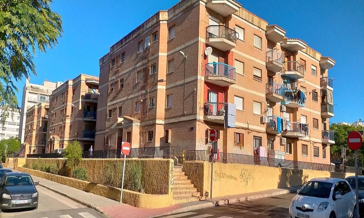 Vista exterior de Pis en venda en Paterna amb Terrassa