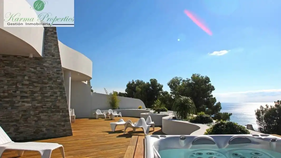 Appartement compact avec piscine à vendre à Altea la Vella
