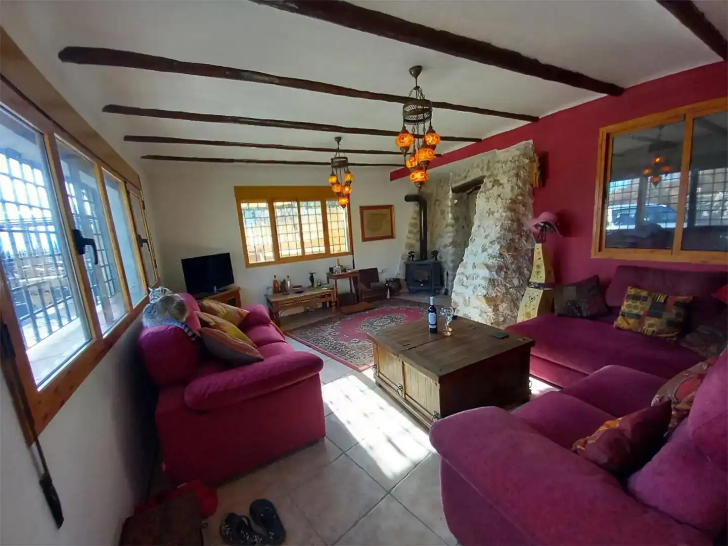 Sala d'estar de Finca rústica en venda en Orce amb Jardí privat, Traster i Piscina