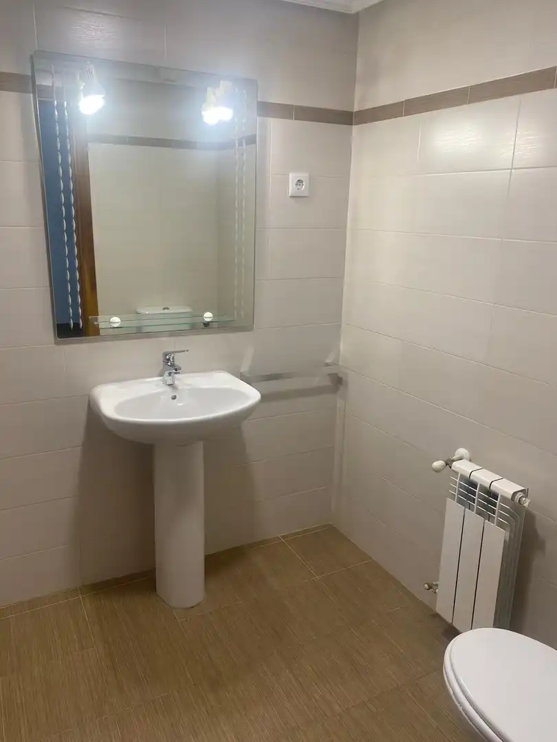 Bathroom of Flat for rent in Getafe  with Air Conditioner, Heating and Terrace