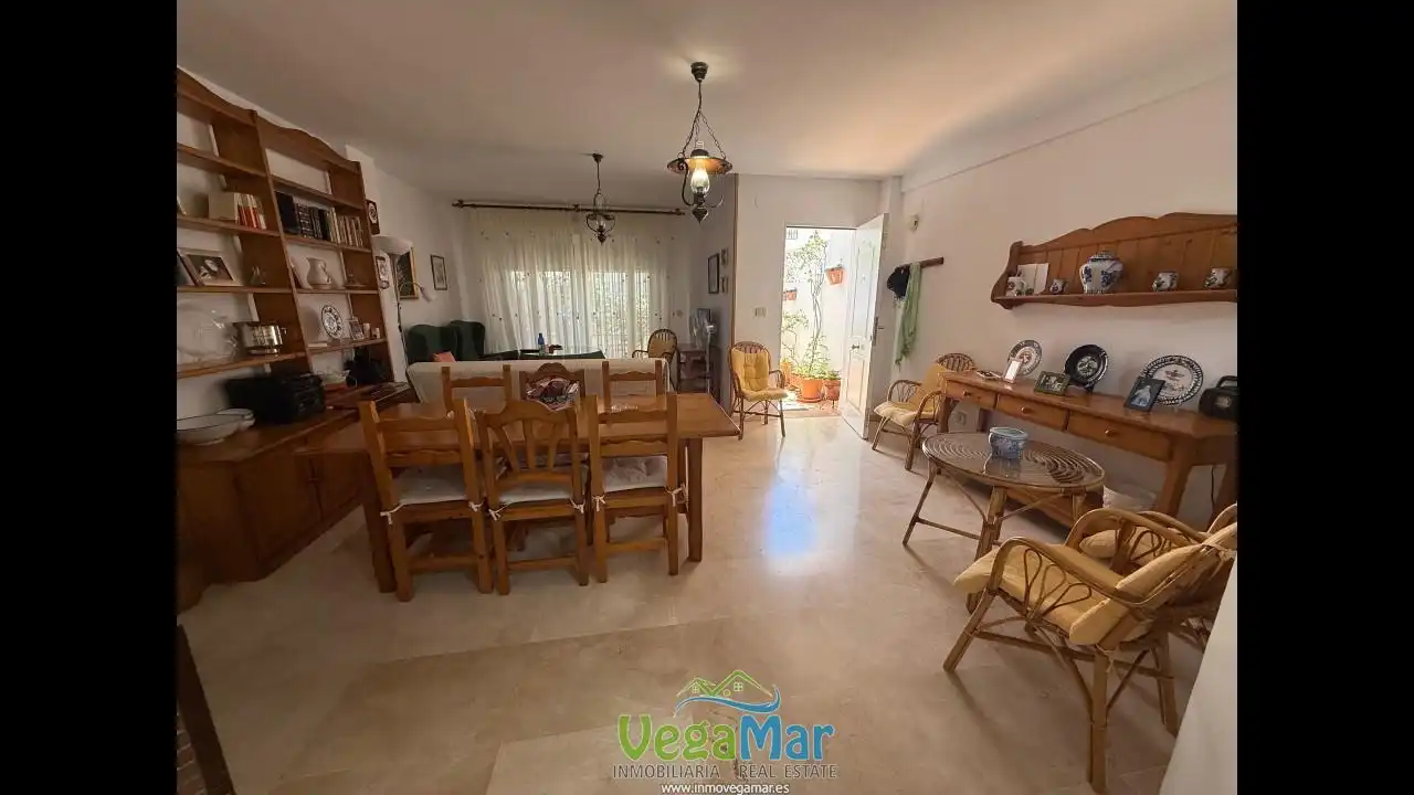 Vista exterior de Casa o chalet en venta en Almuñécar