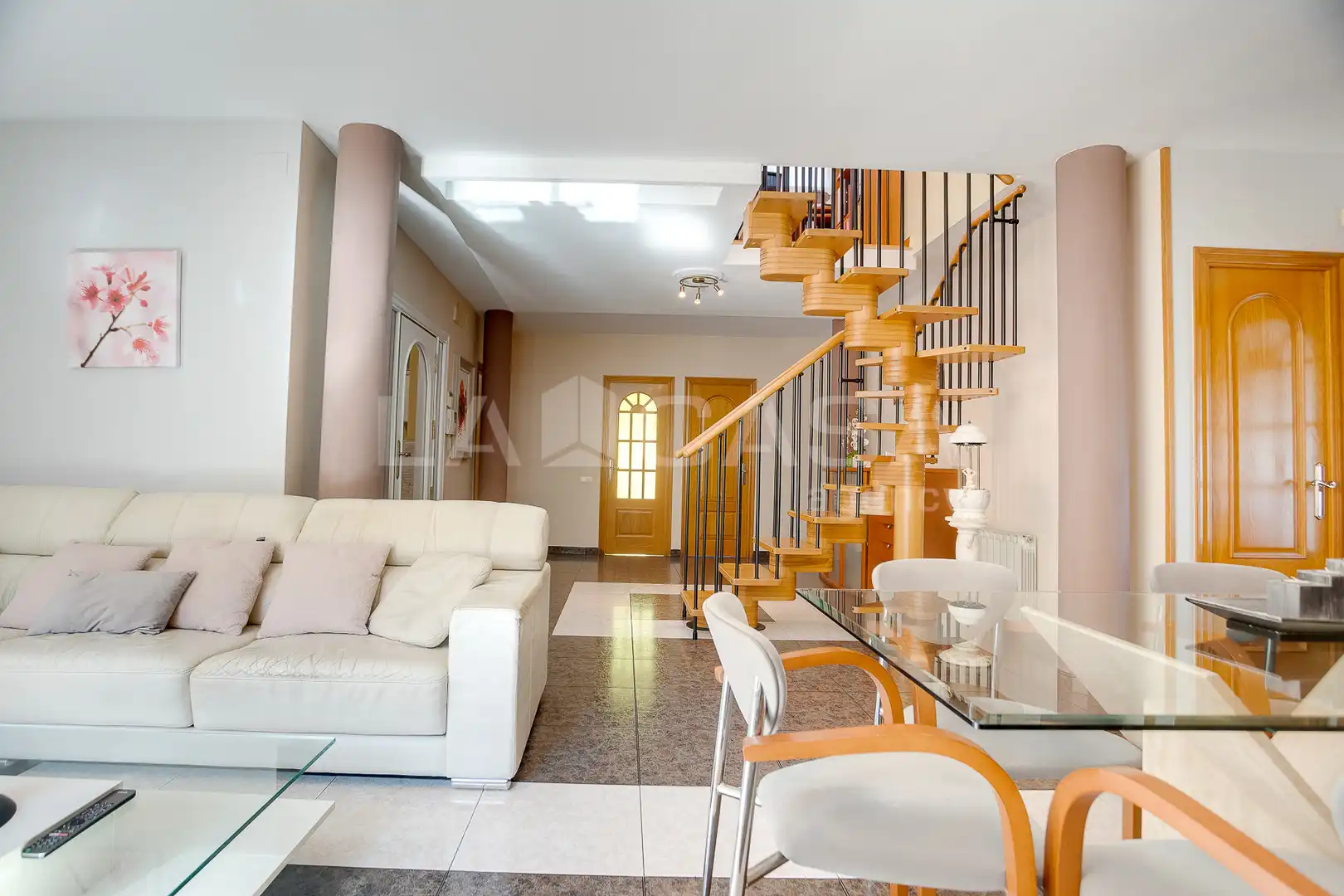 Casa con terraza en venta en Corbera de Llobregat, imagen 4