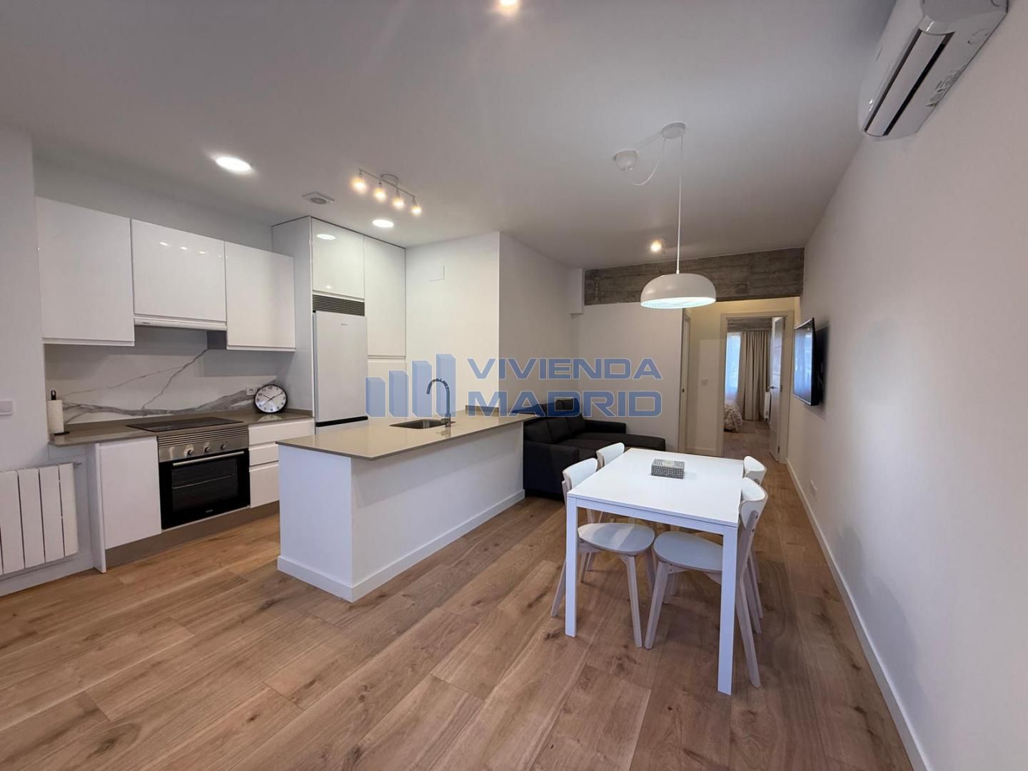 Kitchen of Flat for sale in  Madrid Capital  with Air Conditioner