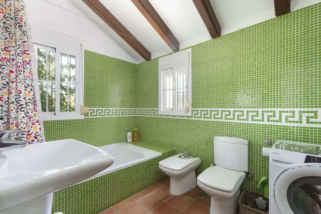 Chalet con piscina en venta en Altos de Estepona, imagen 8