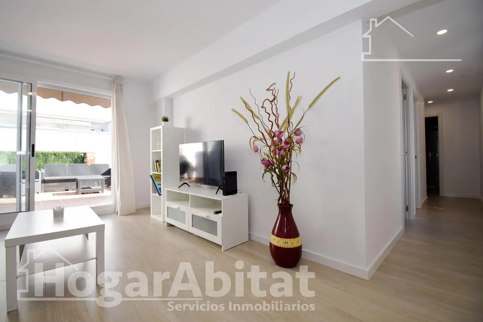 Wohnzimmer von Dachboden zum Verkauf in Burriana / Borriana mit Klimaanlage, Heizung und Terrasse
