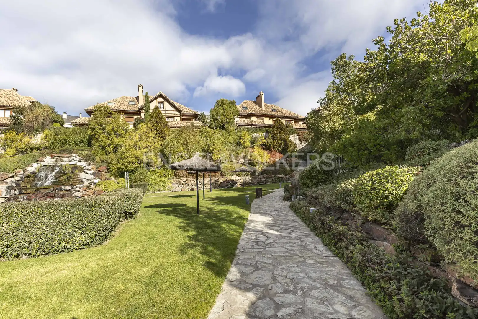 Houses for rent in Encinar de los Reyes