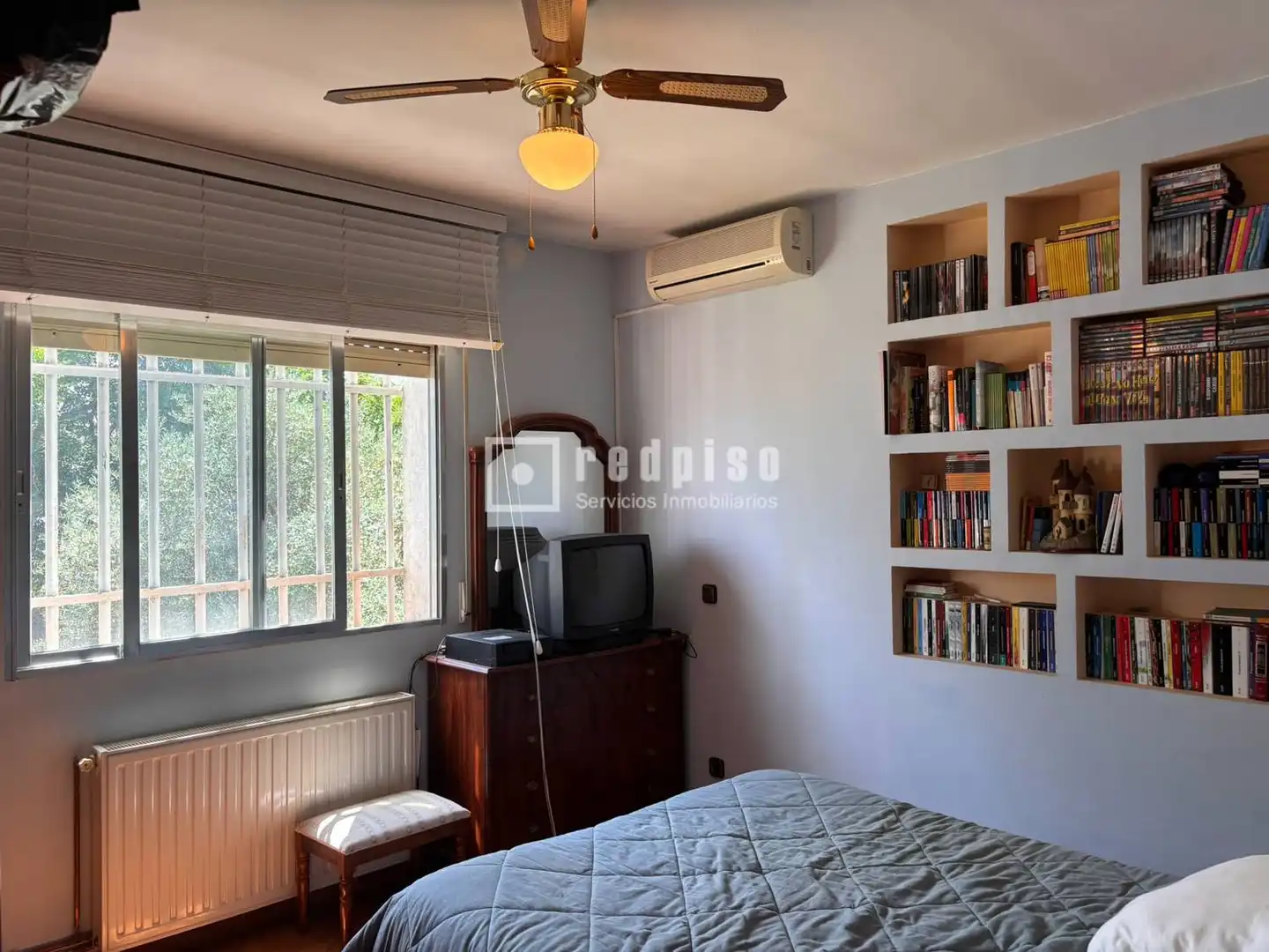 Bedroom of Houses for sale in Casarrubios del Monte  with Heating, Private garden and Terrace