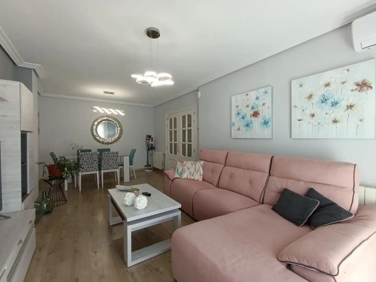 Sala de estar de Casa o chalet en venta en Ciudad Real con Aire acondicionado, Calefacción y Parquet