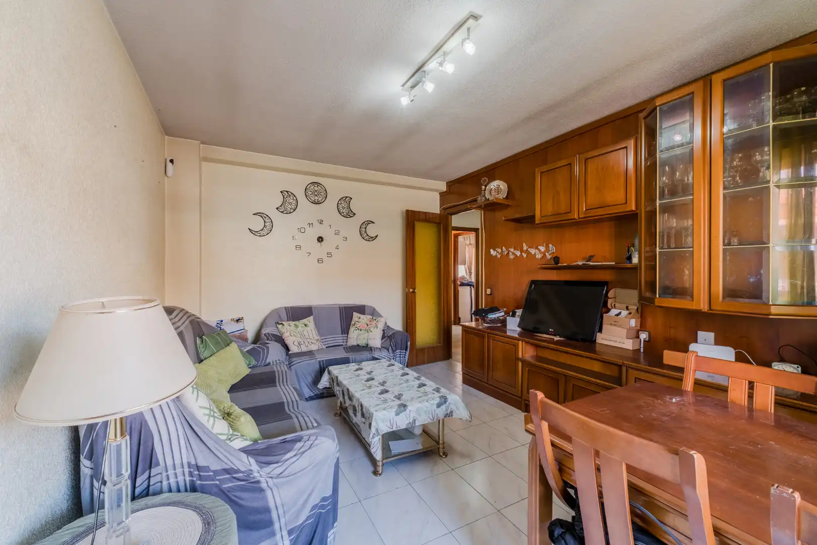 Flat with terrace for sale in Calle Rufino Rejón