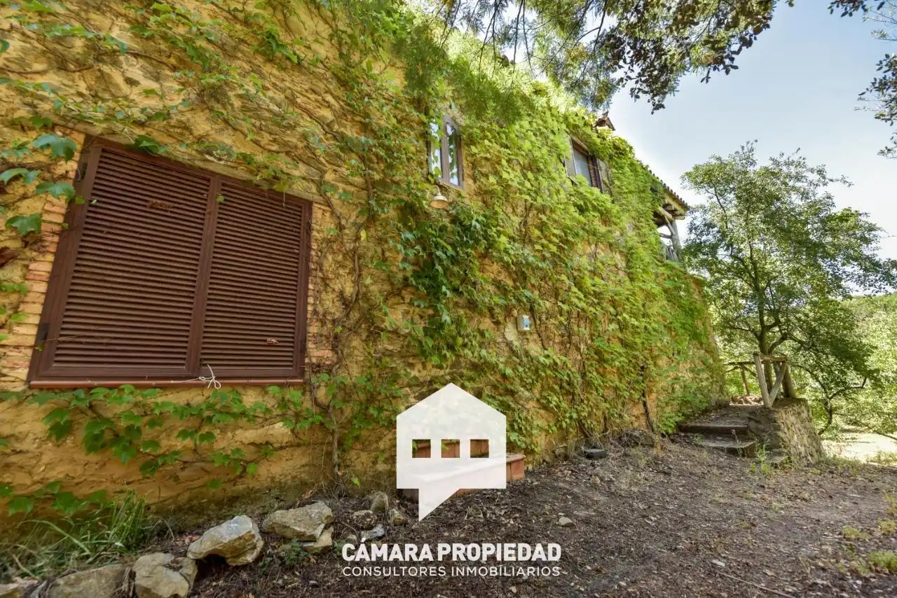 Jardí de Finca rústica en venda en Aracena amb Calefacció, Terrassa i Piscina