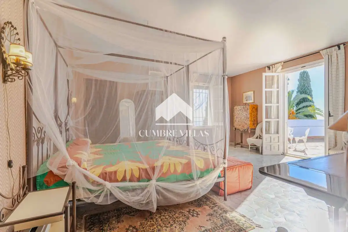 Habitación de Casa o chalet en venta en Salobreña con Calefacción, Jardín privado y Terraza