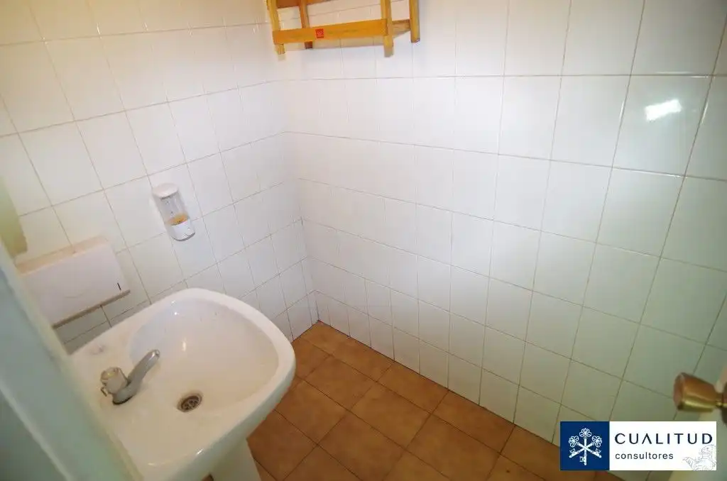 Gewerbefläche zum Verkauf in Sur, imagen 11