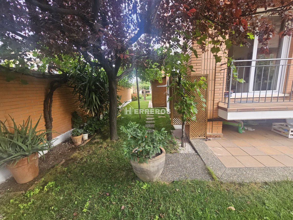 Garden of Flat for sale in  Logroño  with Heating, Parquet flooring and Terrace