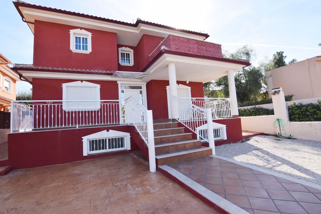 Vista exterior de Casa o xalet de lloguer en Molina de Segura amb Aire condicionat, Jardí privat i Terrassa