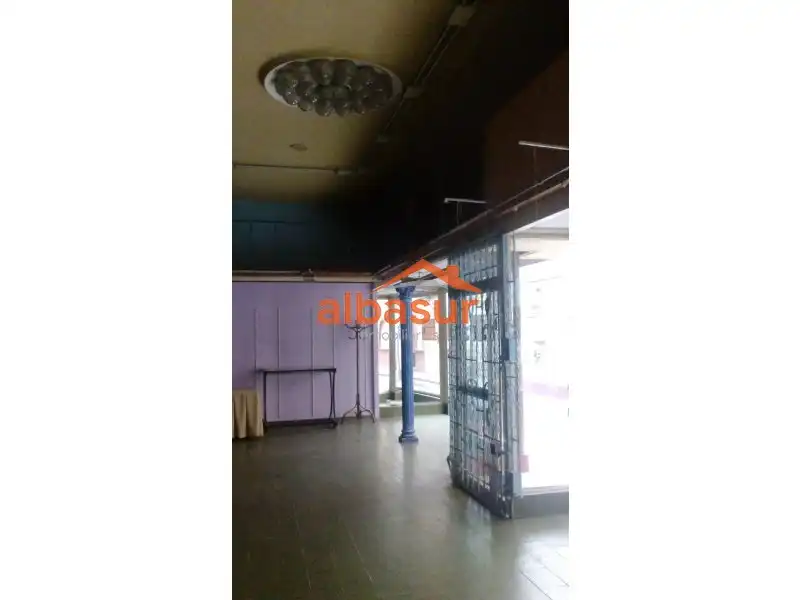 Local comercial en venda a Centro, imagen 3