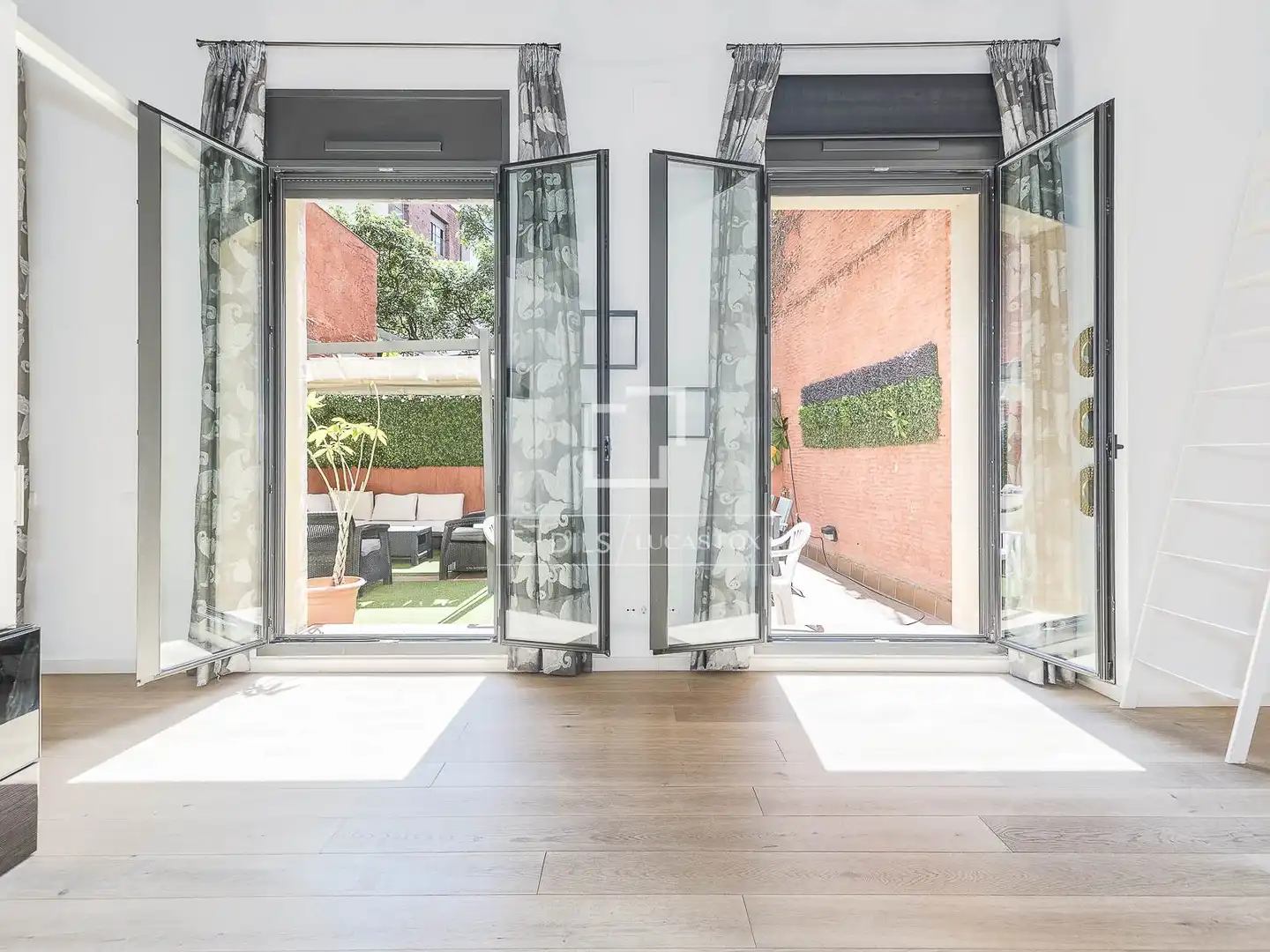 Terraza de Piso en venta en Barcelona con Aire acondicionado, Calefacción y Parquet
